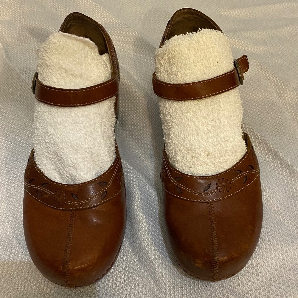 Dansko Brown Leather shoes size 40